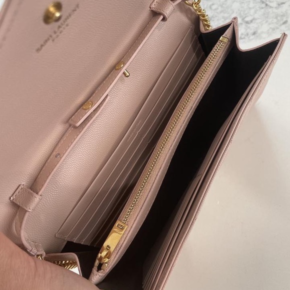 ❌SOLD❌ Saint Laurent Monogram Wallet on Chain - Picture 5 of 5